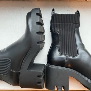 Zara Chunky Leather Boots Lug Sole Size 8